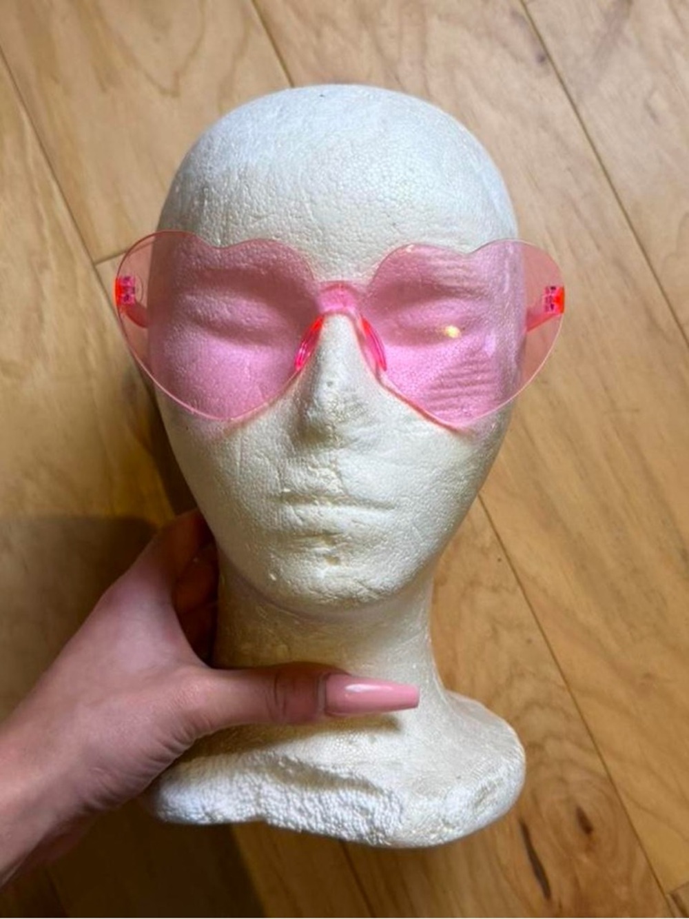 Heart-Shaped Pink Sunglasses for Women - Fashion Accessory